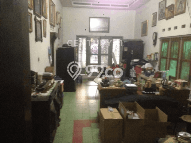 Siap Huni Hunian Elit 4 Kamar di Menteng Dekat ke Mana Pun Siap Huni Hunian Elit 4 Kamar di Menteng Dekat ke Mana Pun