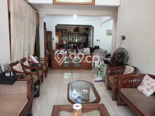 Dijual Rumah Premium dengan Fasilitas Sekitar Lengkap di Duren Sawit, Jakarta Timur Dijual Rumah Premium dengan Fasilitas Sekitar Lengkap di Duren Sawit, Jakarta Timur