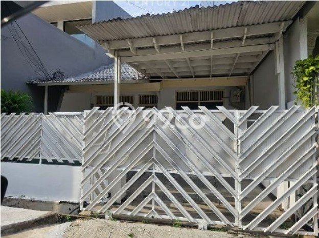 Rumah Asri di Kelapa Gading, 3 KT, Lingkungan Tenang, Luas 102m2m² LB 102m2m² Rumah Asri di Kelapa Gading, 3 KT, Lingkungan Tenang, Luas 102m2m² LB 102m2m²