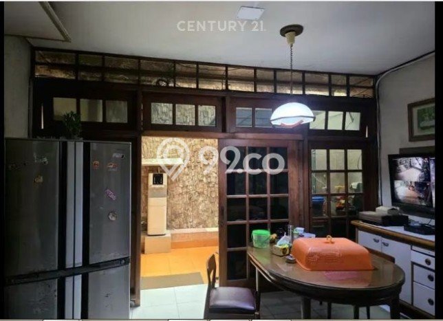 For Sale Rumah Mewah Exclusive di Cempaka Putih, Jakarta Pusat For Sale Rumah Mewah Exclusive di Cempaka Putih, Jakarta Pusat