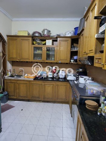 Siap Huni Rumah Mewah 9 Kamar di Cempaka Putih Dekat ke Mana Saja Siap Huni Rumah Mewah 9 Kamar di Cempaka Putih Dekat ke Mana Saja