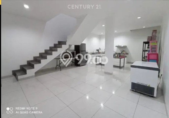 Hunian Cantik Minimalis Lb 168m2 di Cakung, Jakarta Timur Hunian Cantik Minimalis Lb 168m2 di Cakung, Jakarta Timur