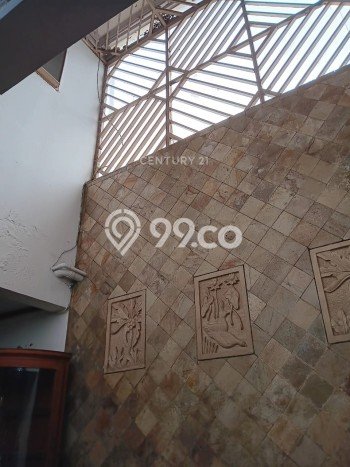 Hunian Mewah LB 425m2 Siap Pakai Desain Elegan di Pondok Indah, Jakarta Selatan Hunian Mewah LB 425m2 Siap Pakai Desain Elegan di Pondok Indah, Jakarta Selatan