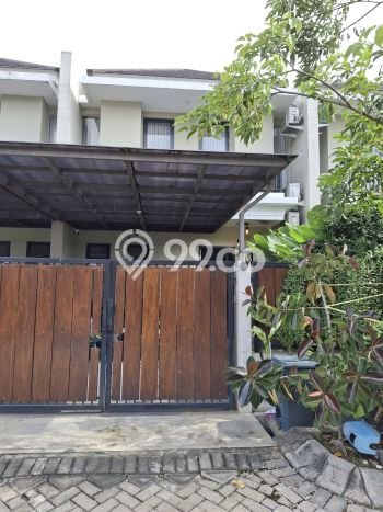 For Sale Hunian Rumah Terawat 4 Kamar di Sidoarjo, Surabaya For Sale Hunian Rumah Terawat 4 Kamar di Sidoarjo, Surabaya