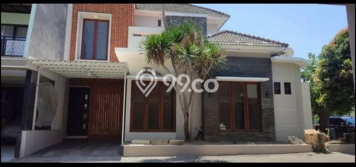 For Sale! Luxury House LT 246m2 Desain Modern di Kendangsari For Sale! Luxury House LT 246m2 Desain Modern di Kendangsari