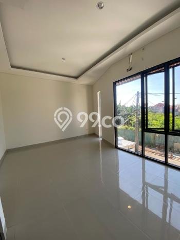 Jual Rumah Favorit Siap Huni LB 125m2 di Rungkut, Surabaya Jual Rumah Favorit Siap Huni LB 125m2 di Rungkut, Surabaya