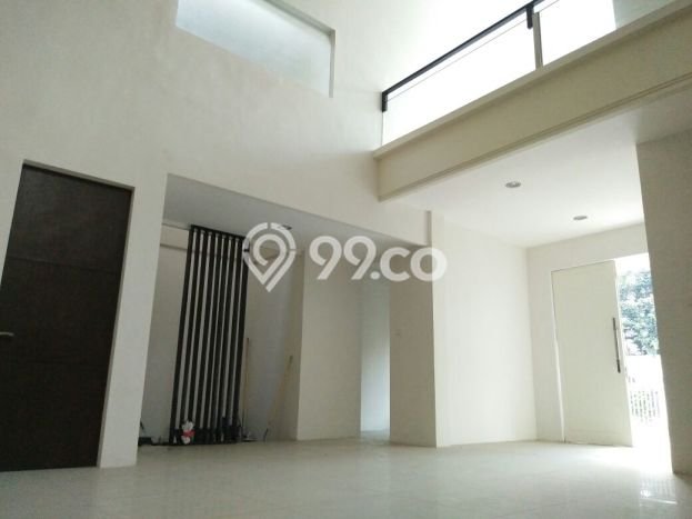 Dijual Rumah Mewah Elegan Dengan View Eksklusif di Nginden, Surabaya Dijual Rumah Mewah Elegan Dengan View Eksklusif di Nginden, Surabaya