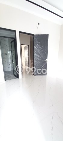 Dijual Hunian Rumah Nyaman 3 KT di Manyar, Surabaya Dijual Hunian Rumah Nyaman 3 KT di Manyar, Surabaya