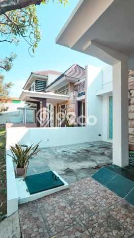 Rumah Cantik Siap Pakai Di Sidoarjo Luas 90m2 Lokasi Strategis Rumah Cantik Siap Pakai Di Sidoarjo Luas 90m2 Lokasi Strategis