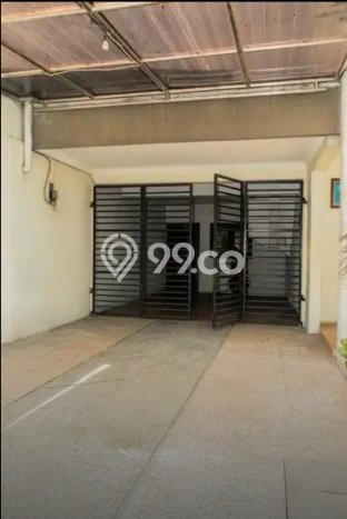 Dijual Rumah Mewah Elegan Dengan View Eksklusif di Kendangsari, Surabaya Dijual Rumah Mewah Elegan Dengan View Eksklusif di Kendangsari, Surabaya