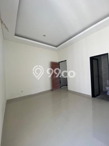 Jual Rumah Favorit Siap Huni LB 125m2 di Rungkut, Surabaya Jual Rumah Favorit Siap Huni LB 125m2 di Rungkut, Surabaya