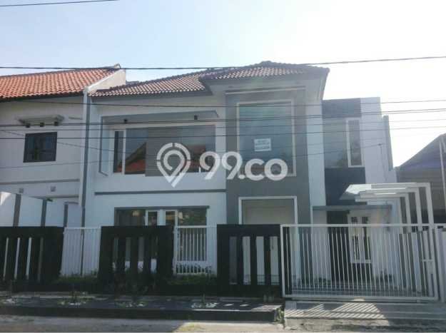 Dijual Rumah Mewah Elegan Dengan View Eksklusif di Nginden, Surabaya Dijual Rumah Mewah Elegan Dengan View Eksklusif di Nginden, Surabaya