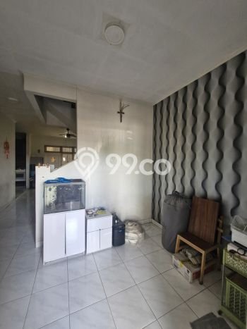 Dijual Hunian Rumah Nyaman 4 KT di Taman Surya, Jakarta Barat Dijual Hunian Rumah Nyaman 4 KT di Taman Surya, Jakarta Barat