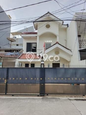 Dijual Rumah 3 Kamar Lokasi Ideal Bagus dan Strategis di Kelapa Gading Dijual Rumah 3 Kamar Lokasi Ideal Bagus dan Strategis di Kelapa Gading