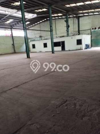 LOKASI STRATEGIS! Gudang Kawasan , Luas 2200m2m², Area Bisnis, Jalan Utama LOKASI STRATEGIS! Gudang Kawasan , Luas 2200m2m², Area Bisnis, Jalan Utama
