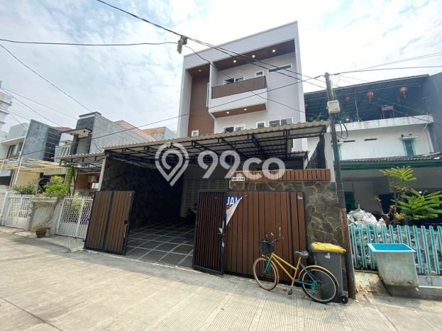 Rumah Mewah Siap Huni LT 160m2 di Kelapa Gading, Jakarta Utara Rumah Mewah Siap Huni LT 160m2 di Kelapa Gading, Jakarta Utara