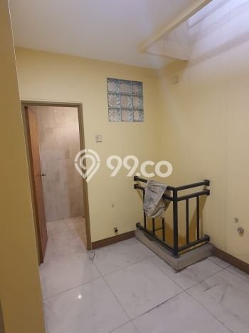LOKASI PREMIUM! Ruko di Kelapa Gading, Luas 99m², Jalan Utama, Kawasan Komersial LOKASI PREMIUM! Ruko di Kelapa Gading, Luas 99m², Jalan Utama, Kawasan Komersial