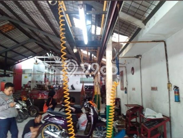 Komersial Dijual di Matraman Jakarta Timur dengan Luas Bangunan 500m2 Komersial Dijual di Matraman Jakarta Timur dengan Luas Bangunan 500m2