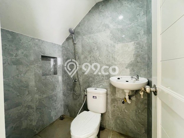 Dijual Rumah Eksklusif 3 KT di Cibubur, Jakarta Timur Dijual Rumah Eksklusif 3 KT di Cibubur, Jakarta Timur
