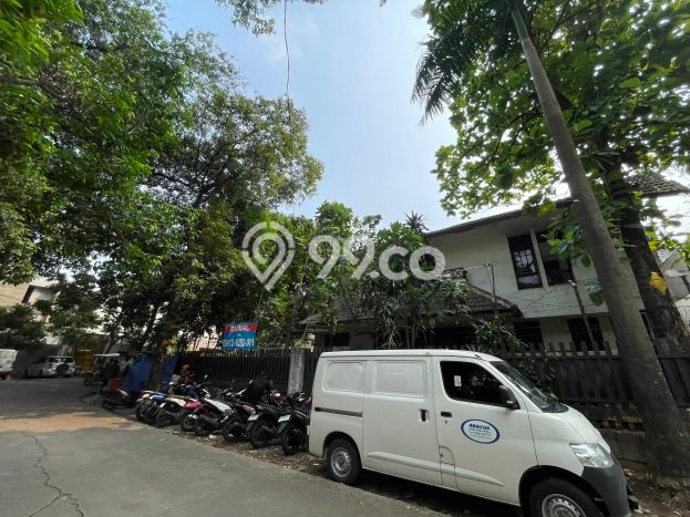 For Sale! Luxury House LT 474m2 Desain Modern di Radio Dalam For Sale! Luxury House LT 474m2 Desain Modern di Radio Dalam