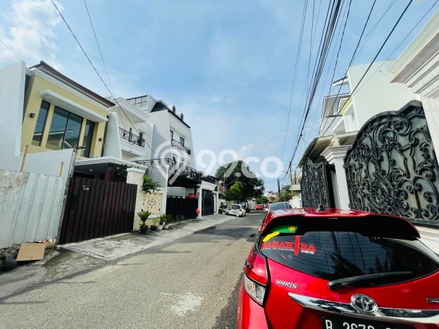 Dijual Rumah Premium dengan Fasilitas Sekitar Lengkap di Tebet, Jakarta Selatan Dijual Rumah Premium dengan Fasilitas Sekitar Lengkap di Tebet, Jakarta Selatan