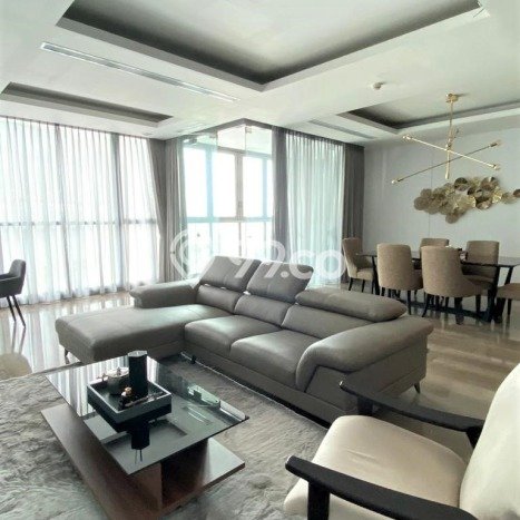 Apartemen Premium di Kemang, Luas 220m², 2 KM Apartemen Premium di Kemang, Luas 220m², 2 KM