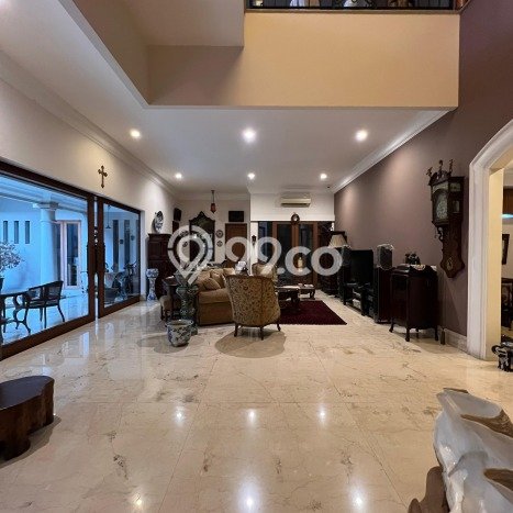 Hunian Mewah LB 350m2 Siap Pakai Desain Elegan di Wijaya, Jakarta Selatan Hunian Mewah LB 350m2 Siap Pakai Desain Elegan di Wijaya, Jakarta Selatan
