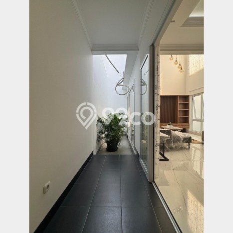 Dijual Rumah Luas Megah Dengan View Eksklusif di Cipete, Jakarta Selatan Dijual Rumah Luas Megah Dengan View Eksklusif di Cipete, Jakarta Selatan
