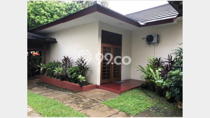 Disewakan Rumah Murah di Cipete Jakarta Selatan Punya 5 Kamar Tidur Disewakan Rumah Murah di Cipete Jakarta Selatan Punya 5 Kamar Tidur