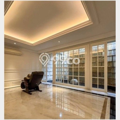 For Sale! Luxury House LT 540m2 Desain Modern di Mega Kuningan For Sale! Luxury House LT 540m2 Desain Modern di Mega Kuningan