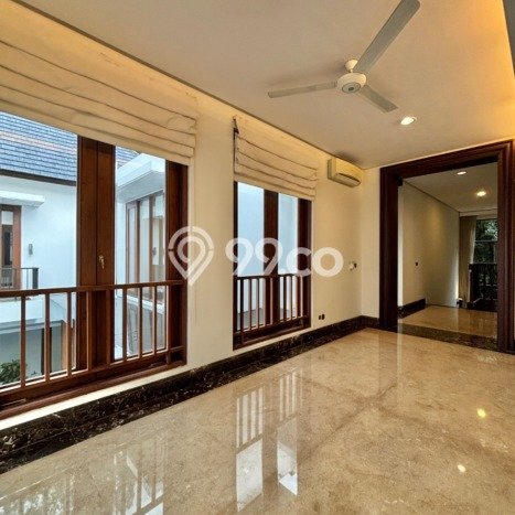 Jual Rumah Luas Elegan Dengan View Cantik di Pondok Indah, Jakarta Selatan Jual Rumah Luas Elegan Dengan View Cantik di Pondok Indah, Jakarta Selatan