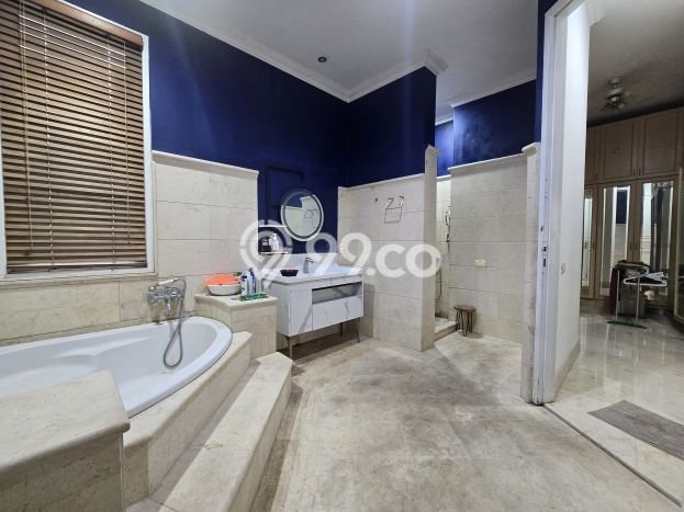 Rumah Sewa Jakarta Selatan LT 520m2 LB 850m2 Kawasan Kemang Rumah Sewa Jakarta Selatan LT 520m2 LB 850m2 Kawasan Kemang