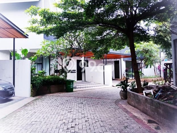 Dijual Rumah Mewah Megah Dengan View Cantik di Kemang, Jakarta Selatan Dijual Rumah Mewah Megah Dengan View Cantik di Kemang, Jakarta Selatan