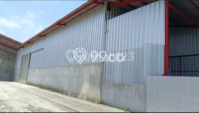 POTENSI BESAR! Gudang di Sawangan, Luas 1000m², Area Komersial POTENSI BESAR! Gudang di Sawangan, Luas 1000m², Area Komersial