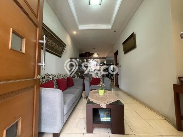 Ready to Use! Luxury House LT 120m2 Desain Modern di Pondok Pinang Ready to Use! Luxury House LT 120m2 Desain Modern di Pondok Pinang