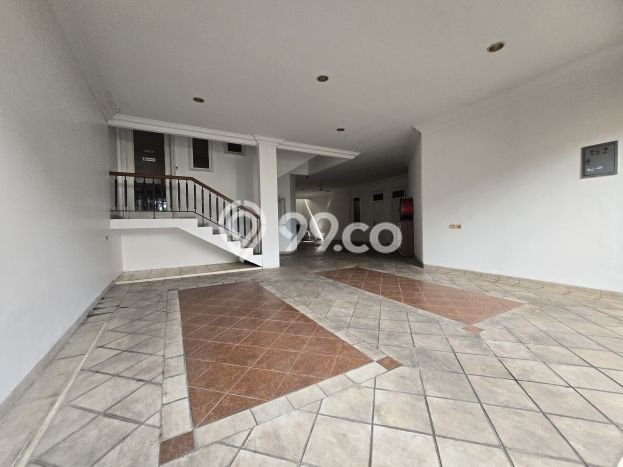 Rumah Sewa Jakarta Selatan LT 520m2 LB 850m2 Kawasan Kemang Rumah Sewa Jakarta Selatan LT 520m2 LB 850m2 Kawasan Kemang
