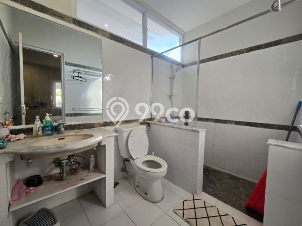 For Sale! Luxury House LT 1058m2 Desain Modern di Kemang For Sale! Luxury House LT 1058m2 Desain Modern di Kemang