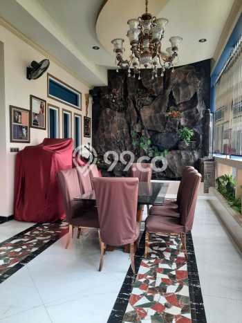 Komersial Bagus LT 283m2 LB 229m2 Dijual di Kebayoran Baru Jakarta Selatan Komersial Bagus LT 283m2 LB 229m2 Dijual di Kebayoran Baru Jakarta Selatan