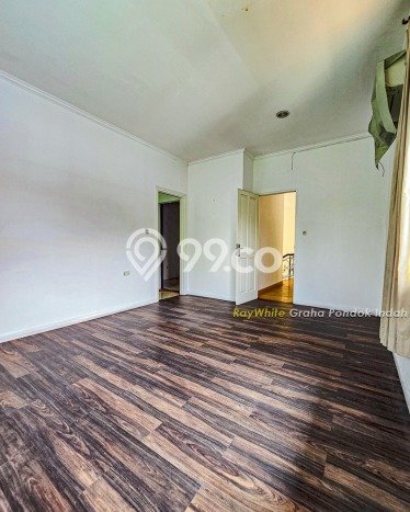 Jual Rumah Mewah Megah Dengan View Eksklusif di Pejaten, Jakarta Selatan Jual Rumah Mewah Megah Dengan View Eksklusif di Pejaten, Jakarta Selatan