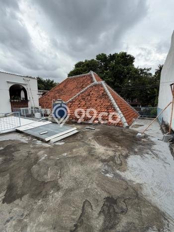 Disewakan Komersial komersial di Kebayoran Baru luas bangunan 200m2 Disewakan Komersial komersial di Kebayoran Baru luas bangunan 200m2