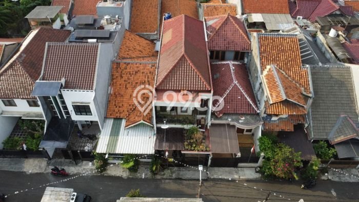 Ready to Use! Luxury House LT 120m2 Desain Modern di Pondok Pinang Ready to Use! Luxury House LT 120m2 Desain Modern di Pondok Pinang