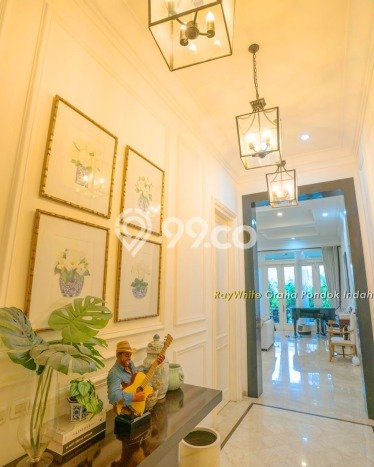 Dijual Rumah Luas Megah Dengan View Eksklusif di Kemang, Jakarta Selatan Dijual Rumah Luas Megah Dengan View Eksklusif di Kemang, Jakarta Selatan