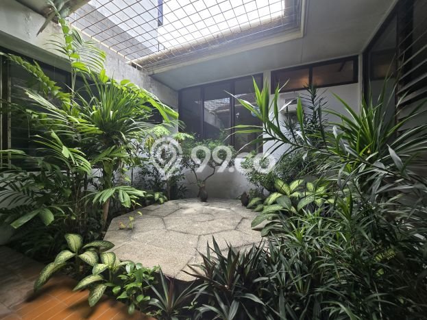 Rumah Mewah LB 250m2 Siap Huni Desain Elegan di Permata Hijau, Jakarta Selatan Rumah Mewah LB 250m2 Siap Huni Desain Elegan di Permata Hijau, Jakarta Selatan