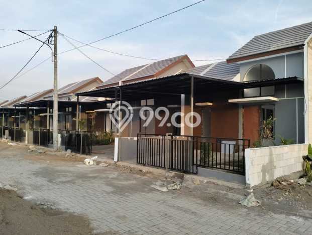 For Sale Hunian Rumah Nyaman 2 KT di Karangpilang, Surabaya For Sale Hunian Rumah Nyaman 2 KT di Karangpilang, Surabaya