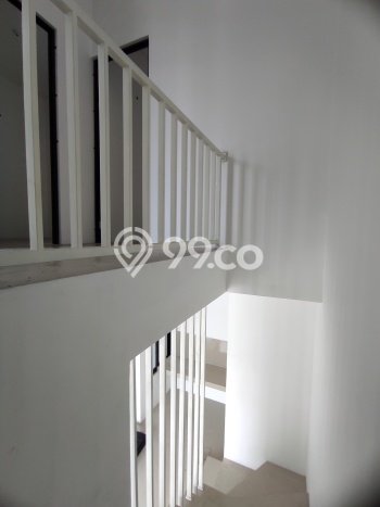 Rumah Minimalis 2 Kamar LT 35m2 di Pakuwon City Rumah Minimalis 2 Kamar LT 35m2 di Pakuwon City