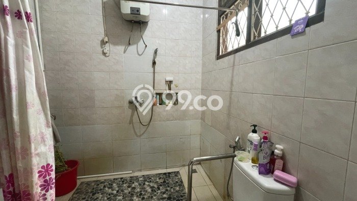 Siap Huni Hunian Elit 4 Kamar di Mampang Prapatan Dekat ke Mana Pun Siap Huni Hunian Elit 4 Kamar di Mampang Prapatan Dekat ke Mana Pun