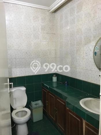 Siap Huni Hunian Elit 6 Kamar di Mampang Prapatan Dekat ke Mana Saja Siap Huni Hunian Elit 6 Kamar di Mampang Prapatan Dekat ke Mana Saja