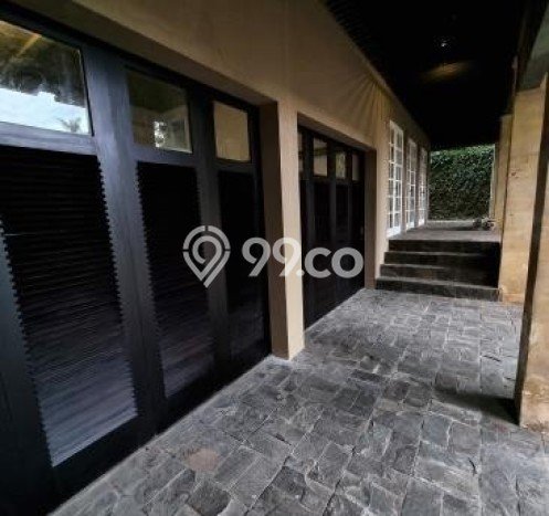 Dijual Rumah Luas Elegan Dengan View Cantik di Pondok Indah, Jakarta Selatan Dijual Rumah Luas Elegan Dengan View Cantik di Pondok Indah, Jakarta Selatan