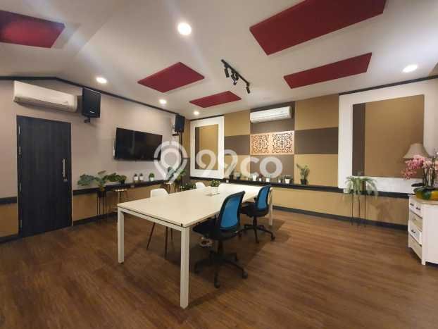 Komersial Premium Kawasan Tebet, Luas 1300m², Lokasi Jalan Utama Komersial Premium Kawasan Tebet, Luas 1300m², Lokasi Jalan Utama
