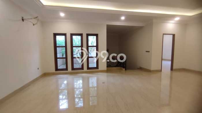 Siap Huni Rumah Mewah 4 Kamar di Kebayoran Baru Dekat ke Mana Saja Siap Huni Rumah Mewah 4 Kamar di Kebayoran Baru Dekat ke Mana Saja
